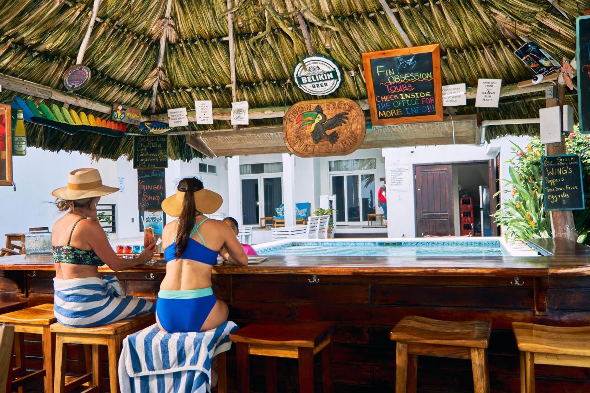 Hotel Ocean Breeze Placencia Esterno foto