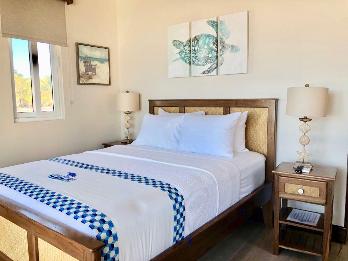 Hotel Ocean Breeze Placencia Esterno foto