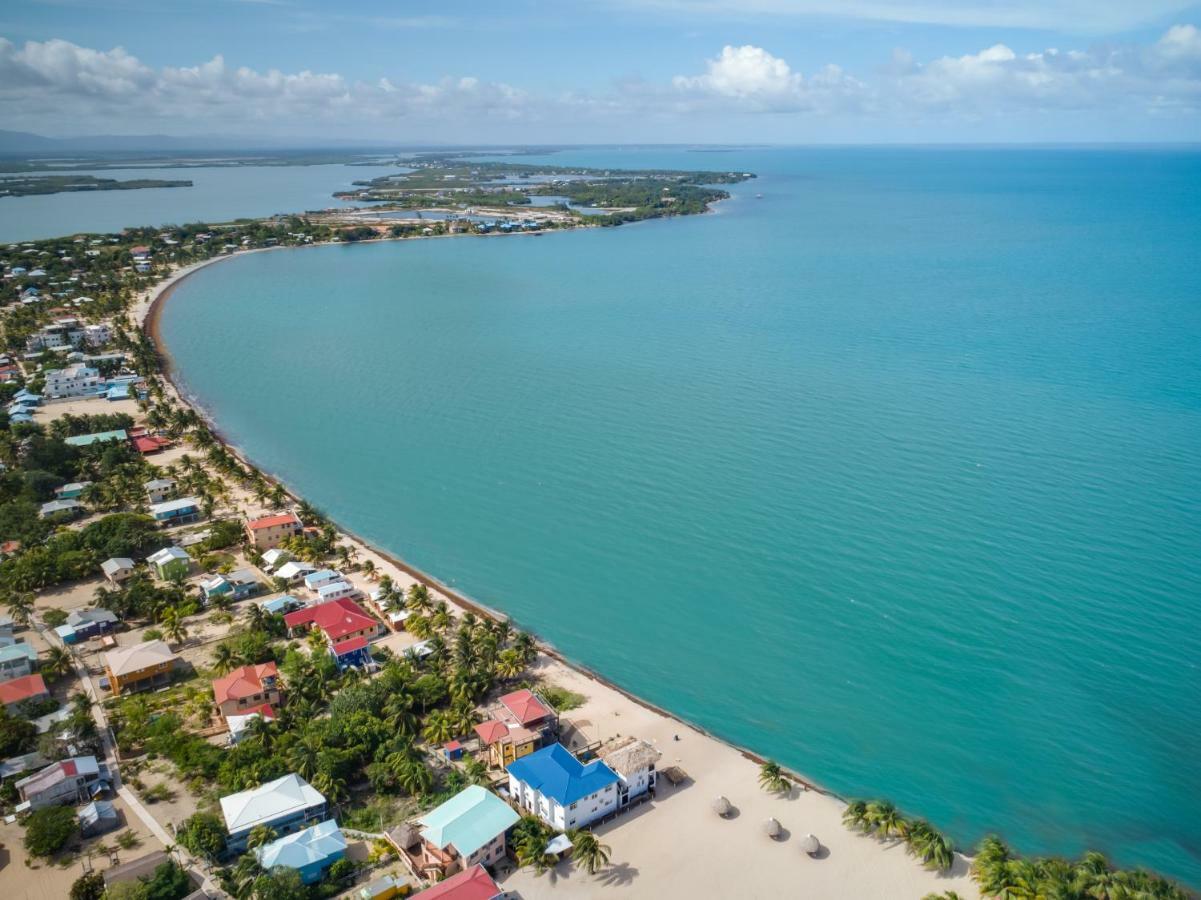 Hotel Ocean Breeze Placencia Esterno foto
