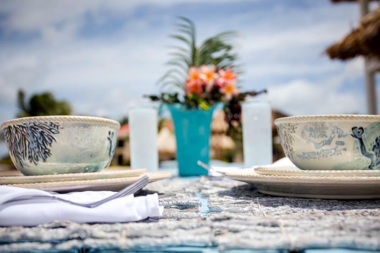 Hotel Ocean Breeze Placencia Esterno foto