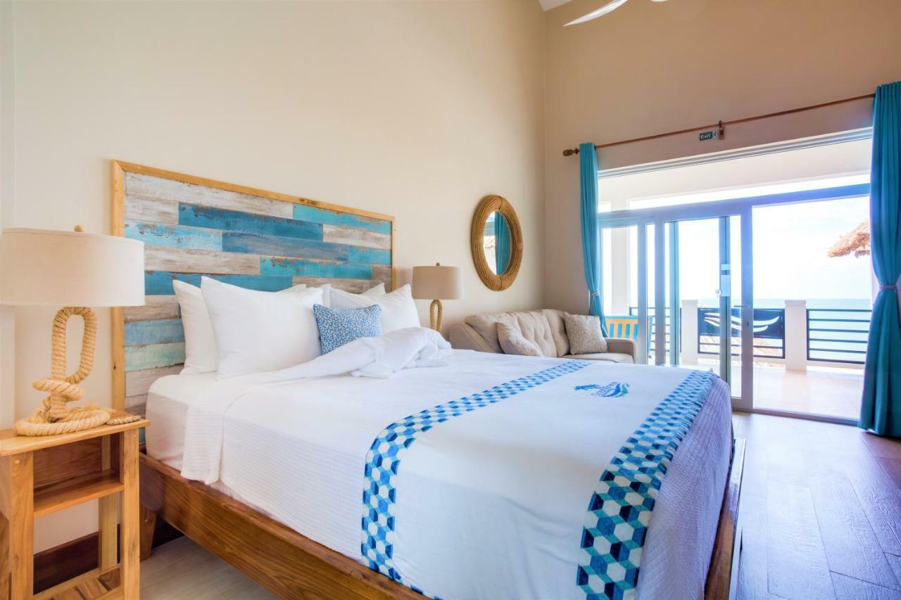 Hotel Ocean Breeze Placencia Esterno foto