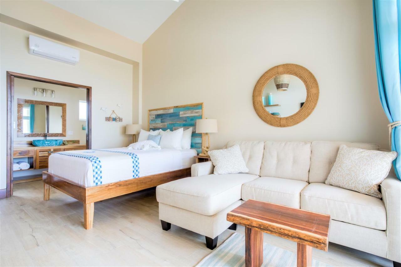 Hotel Ocean Breeze Placencia Esterno foto